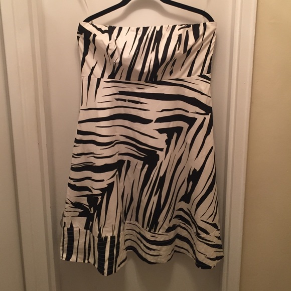 The Limited strapless dress Sz 12 BNWT