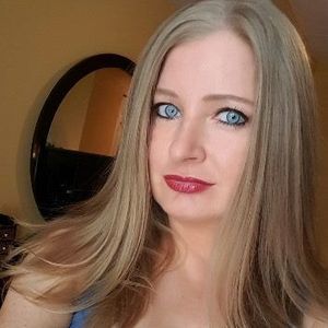 Meet your Posher, Shelley