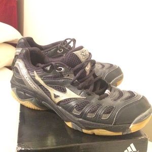 Mizuno Wave Rally Court Shoe