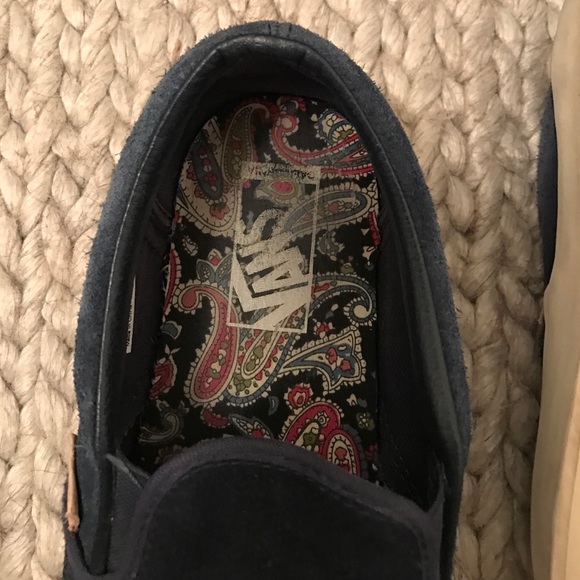 Men's Slip on Vans in Navy Blue - Picture 3 of 4