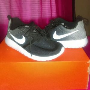 Ombre Nike Roshe Runs