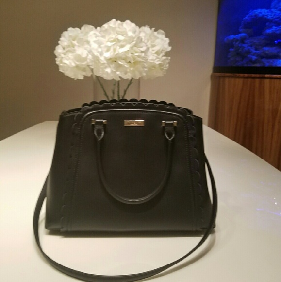 KATE SPADE Small Linzi Maple Court Black Satchel