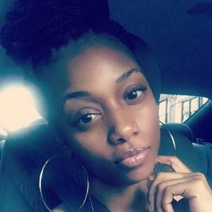 Meet your Posher, Briana