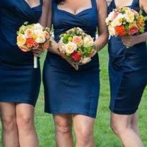 🎉Weekend SALE🎉Donna Morgan midnight blue dress.