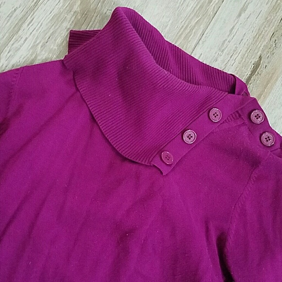 Bright raspberry purple sweater - Picture 2 of 4