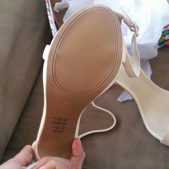 Celine  heels - Picture 3 of 3