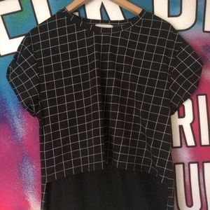 Grid crop top
