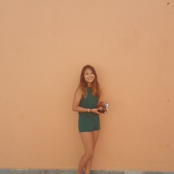 Meet your Posher, Jennifer - Picture 1 of 1