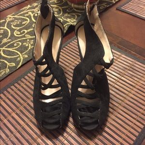 Black open toe pumps