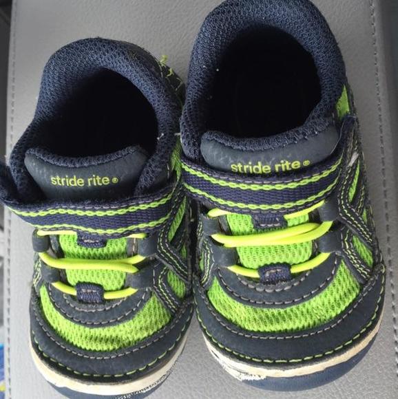 Stride rite Velcro shoes