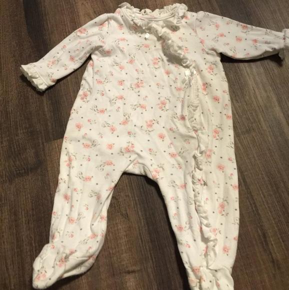 Nordstrom / Little Me 6 months button footed outfit / play / pajama / romper.