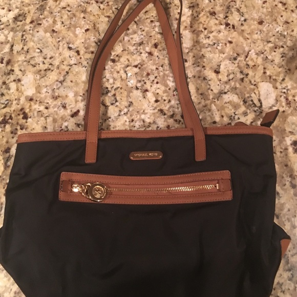 Michael Kors Tote 100% Authentic
