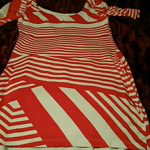 Bebe reddish-orange/cream bodycon dress. Size s - Picture 4 of 4