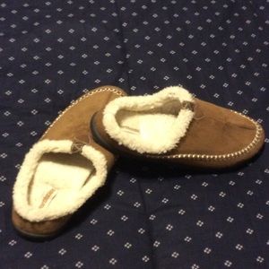 Northside slippers