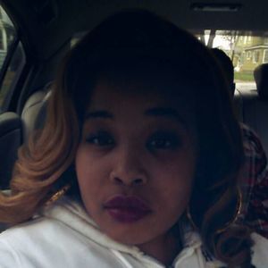 Meet your Posher, Larie