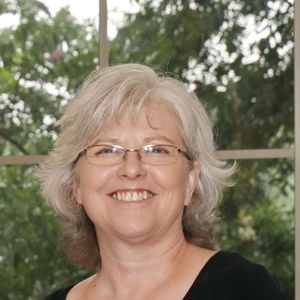 Meet your Posher, Beverly