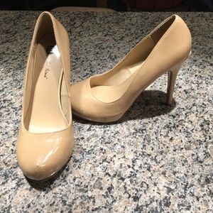 Classic Nude Pumps