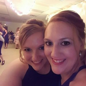 Meet your Posher, Alicia