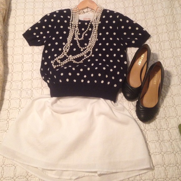 Forever 21 Polka Dot Short Sleeve Sweater - Picture 4 of 4