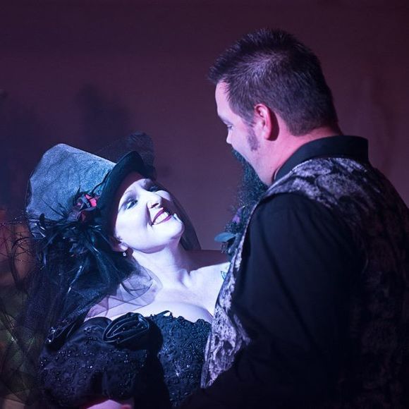 Meet your Posher, Carey