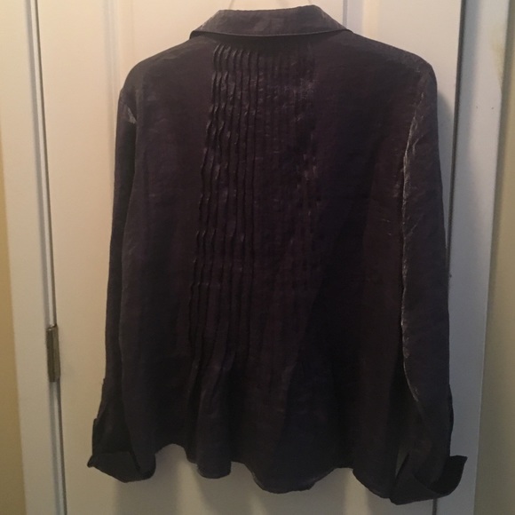 COLDCREEK PURPLE SATEEN LOOK FRENCH CUFF BLOUSE - Picture 3 of 4