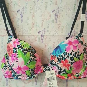 Victoria secrets Wear everywhere demi