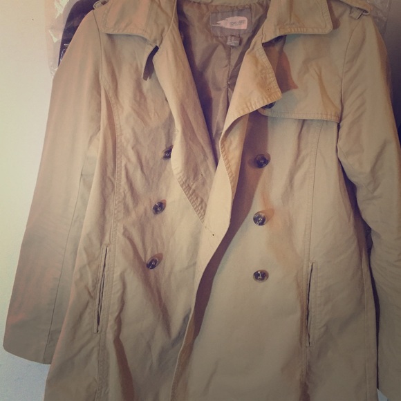 Trench coat