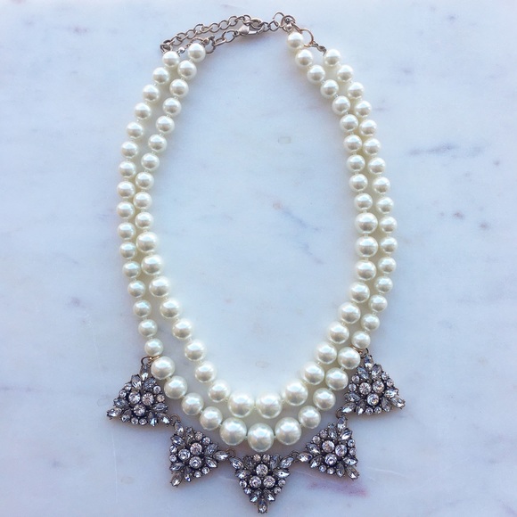Handmade Pearl Statement necklace - Picture 2 of 4
