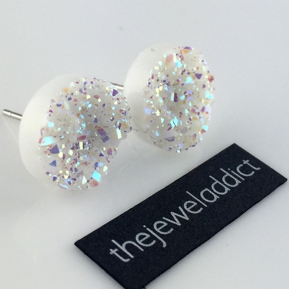 3 for 15🎀Opal white faux titanium Druzy studs - Picture 4 of 6