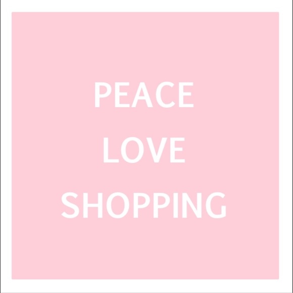 Shop with confidence 💕 - Picture 1 of 4