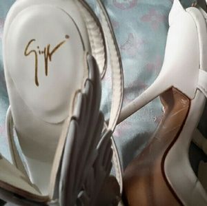 Giuseppe Zanotti white wing heels
