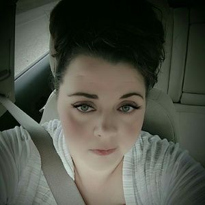 Meet your Posher, Teresa