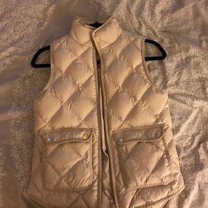 J crew vest//great condition!