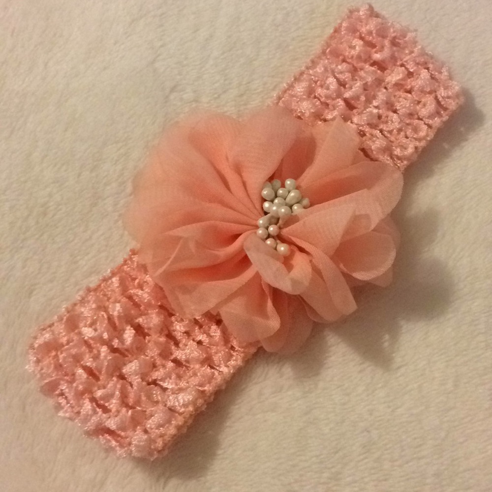 Light pink & peachy crochet hair band