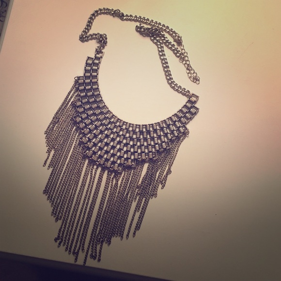 Jewelry - Statement fringe necklace