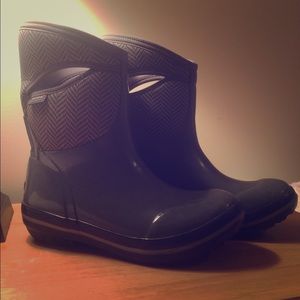 BOGS rain boots