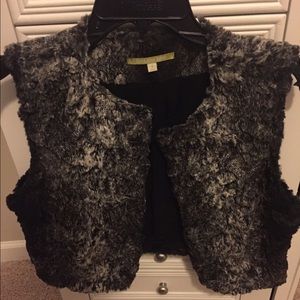 Gianni Bini fur vest