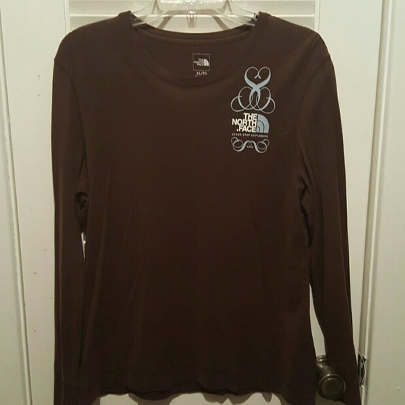 North Face long sleeve t-shirt