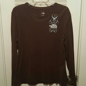 North Face long sleeve t-shirt