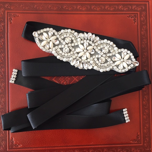 Formal ribbon rhinestone crystal gem sash belt  😍 - Picture 2 of 5
