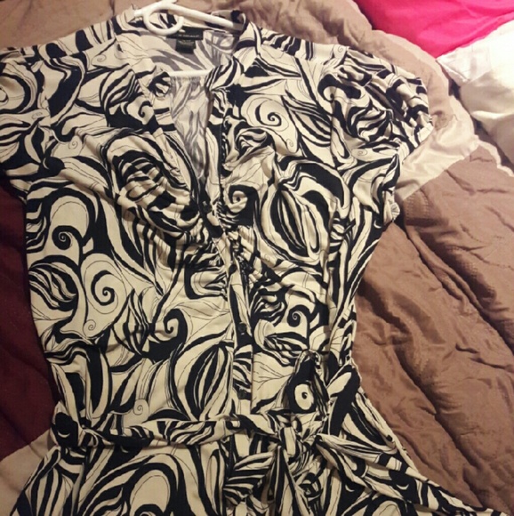 ON SALE!!!! Lane Bryant Print Blouse