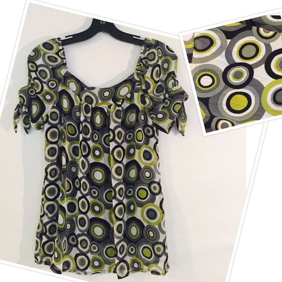 Ninety Sheer Peasant Top - Picture 4 of 5