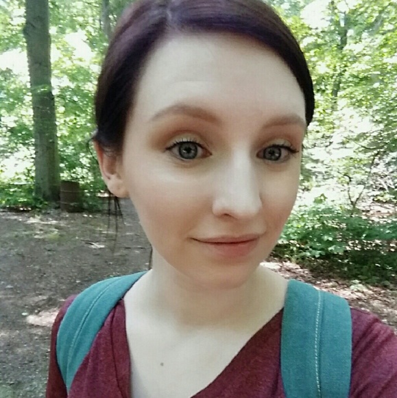 Meet your Posher, Nicole