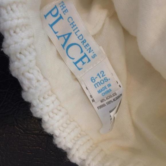 Cream Knit hat set. - Picture 2 of 4