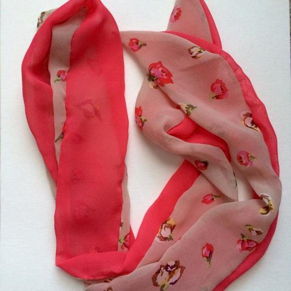 Floral pink head scarf. - Picture 2 of 2