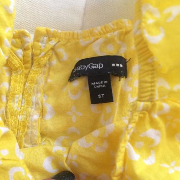 GAP Romper. - Picture 3 of 3
