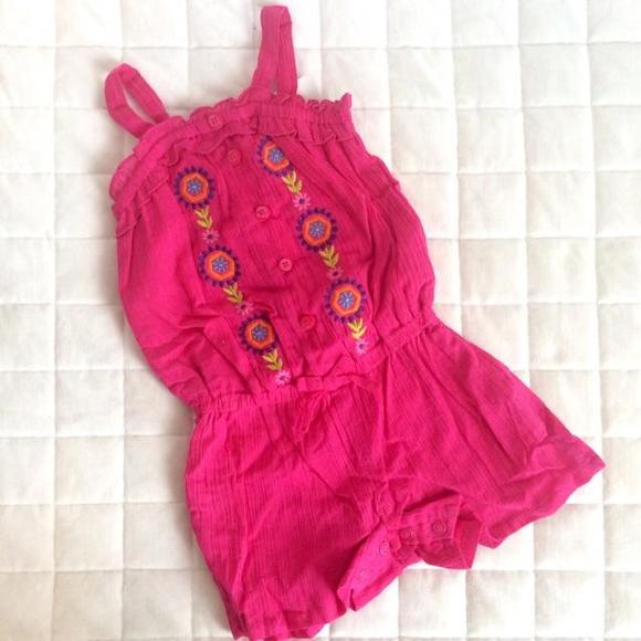 🌸 Pink Romper. - Picture 1 of 3
