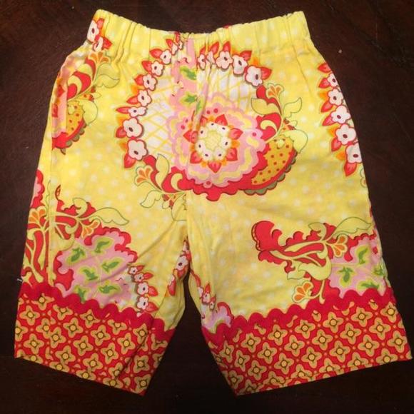 Tank & Leggings Set. - Picture 2 of 4