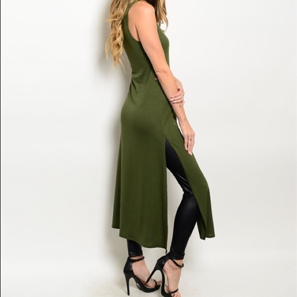 *LAST LARGE [HOST PICK] Olive Ribbed Cutout Dress - Picture 2 of 4