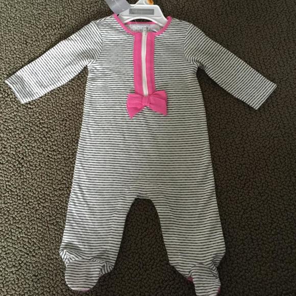 Macy's First Impressions 0-3 Months NWT
